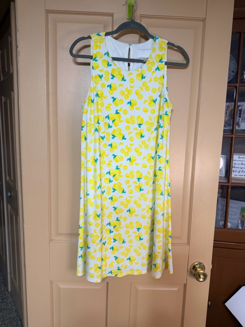 Pappagallo Yellow Lemon Print Sleeveless Dress with Green Leaves